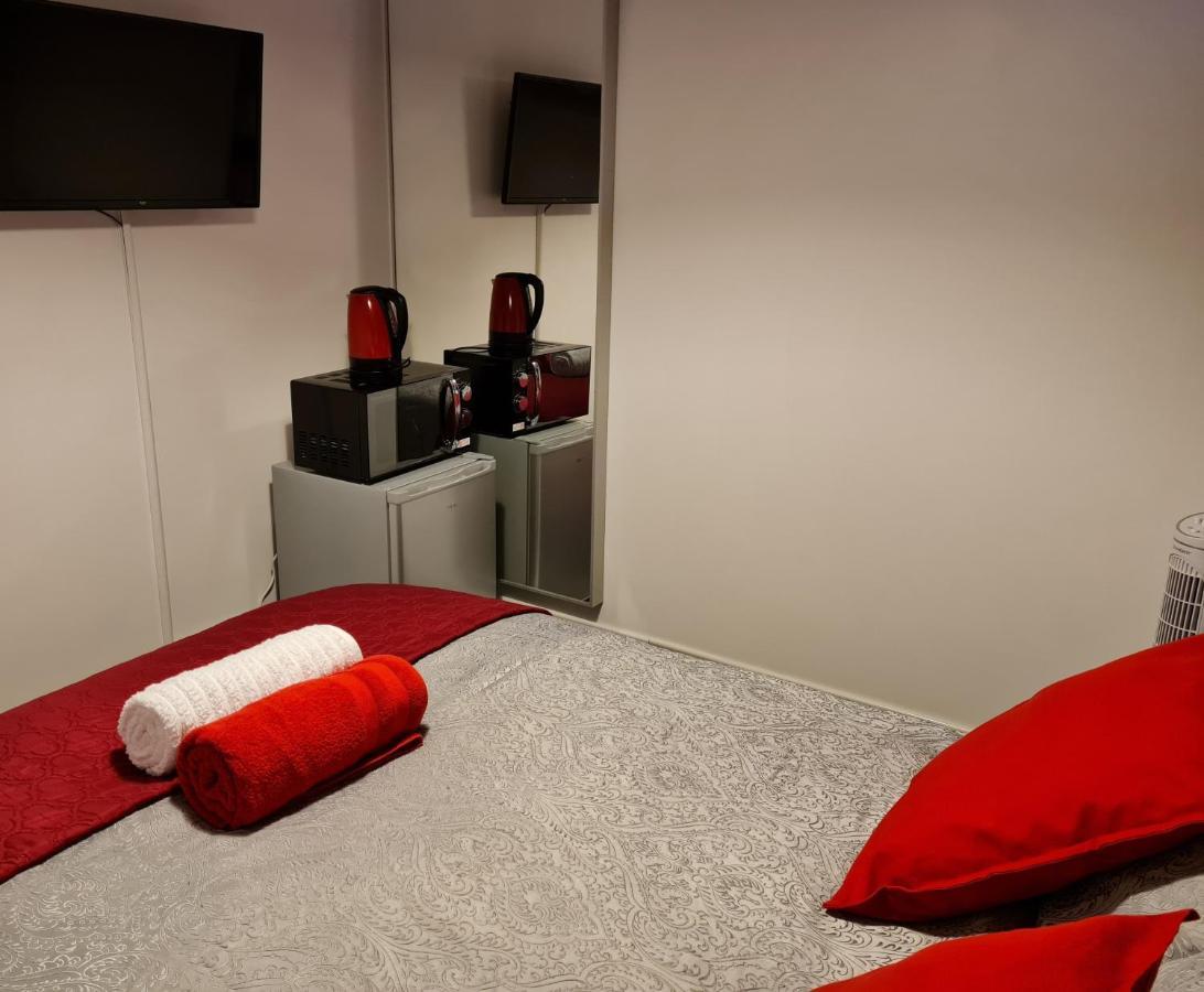 M&B Haven - Sittingbourne Apartamento Exterior foto