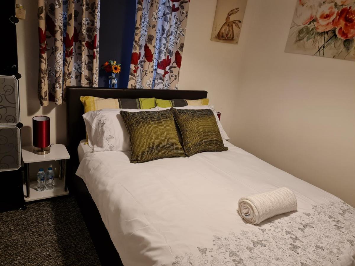 M&B Haven - Sittingbourne Apartamento Exterior foto