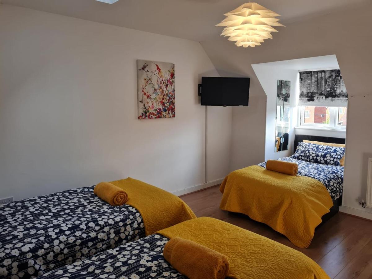 M&B Haven - Sittingbourne Apartamento Exterior foto