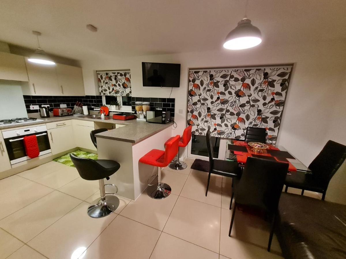 M&B Haven - Sittingbourne Apartamento Exterior foto