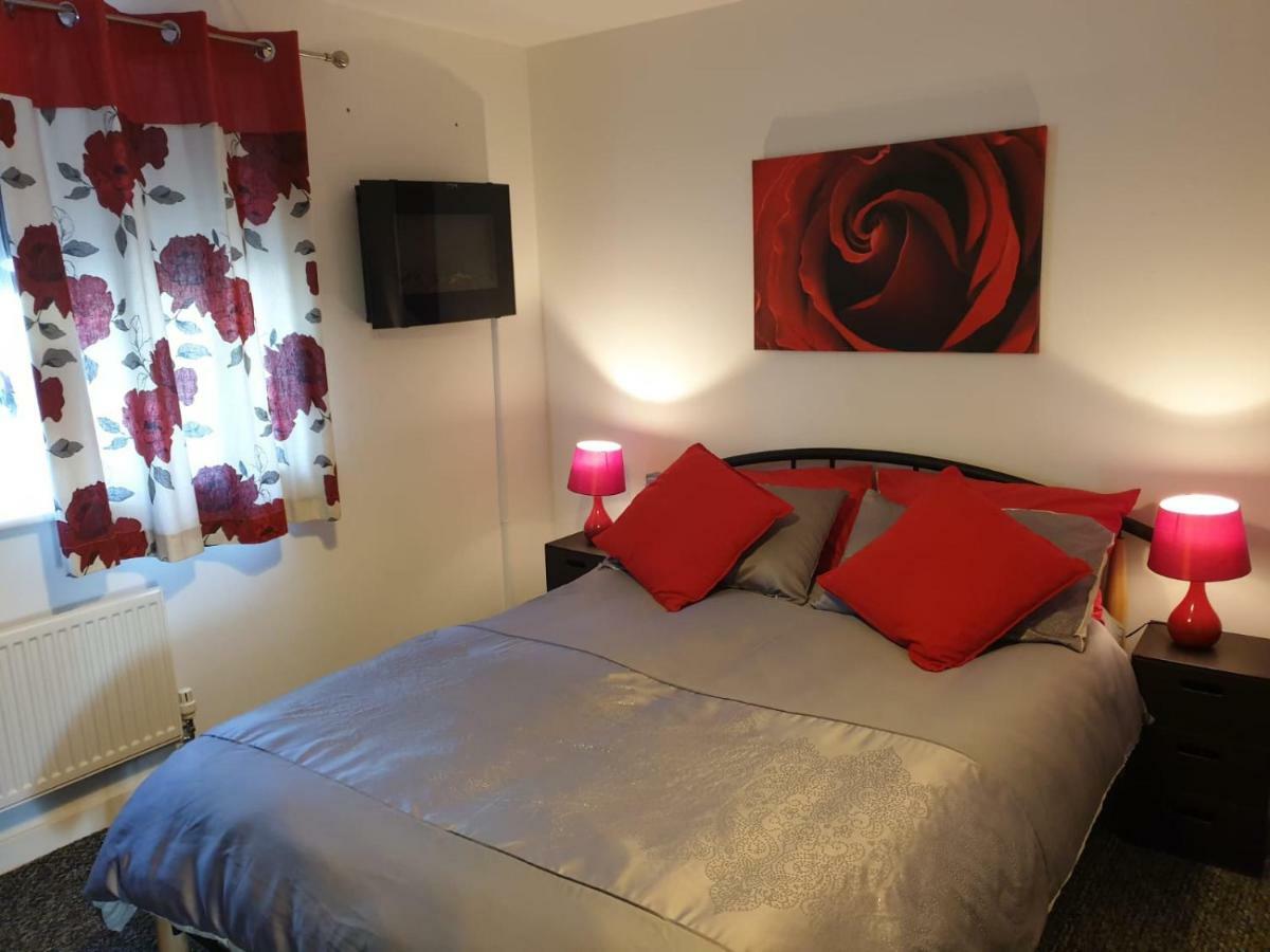 M&B Haven - Sittingbourne Apartamento Exterior foto
