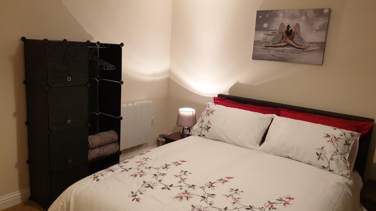 M&B Haven - Sittingbourne Apartamento Exterior foto